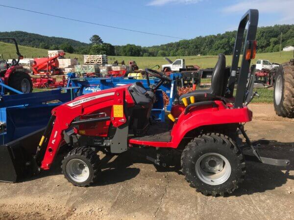 Massey Ferguson GC1723E - Image 3