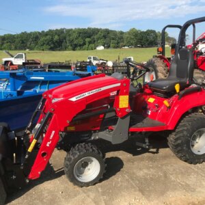 Massey Ferguson GC1723E