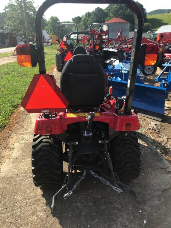 Massey Ferguson GC1723E - Image 6