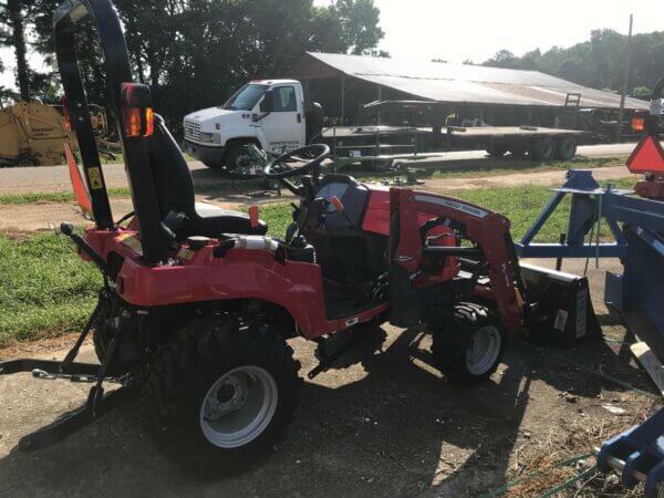 Massey Ferguson GC1723E - Image 4