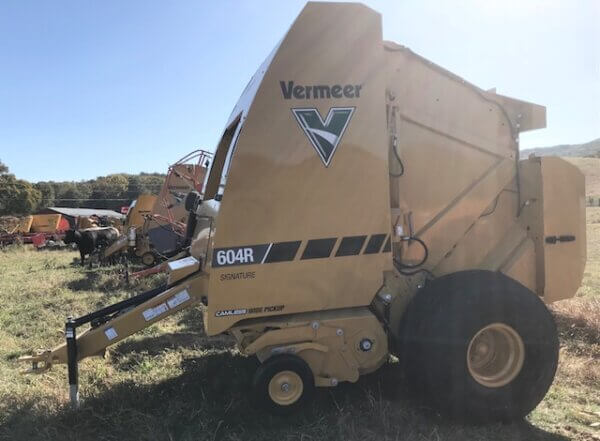 Vermeer 604R Signature - Image 3