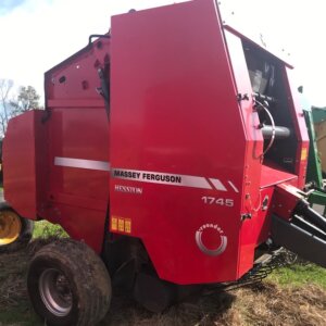 Massey Ferguson 1745