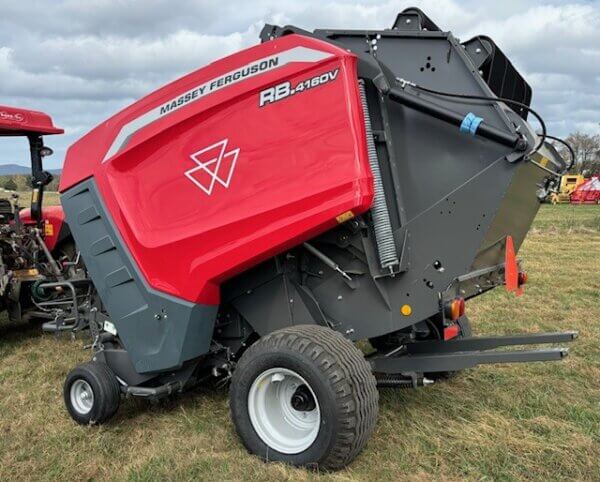 Massey Ferguson RB4160V Classic
